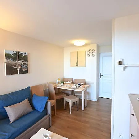 L'esquinade - P5 317 By Interhome