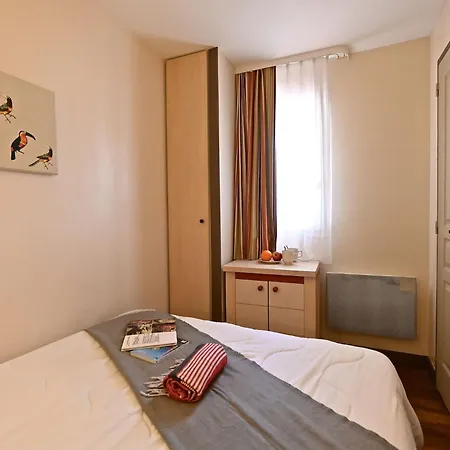 Lägenhet L'esquinade - P5 317 By Interhome Saint-Raphaël