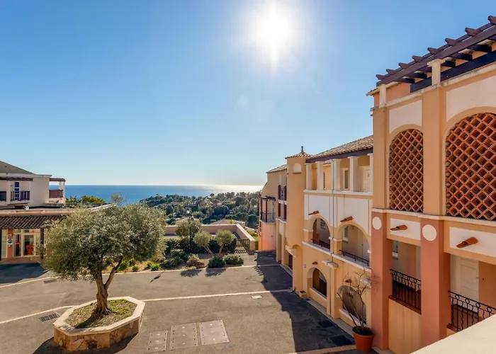 Lägenhet L'esquinade - P5 317 By Interhome Saint-Raphaël