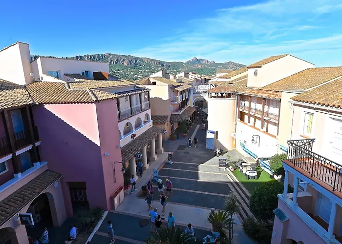 L'esquinade - P5 317 By Interhome Lägenhet Saint-Raphaël