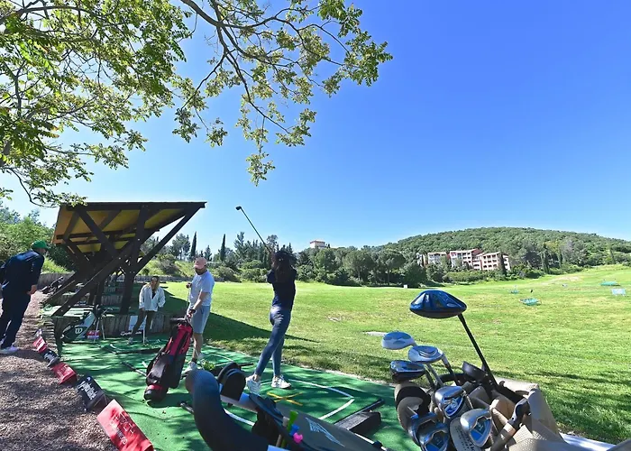 L'esquinade - P5 317 By Interhome